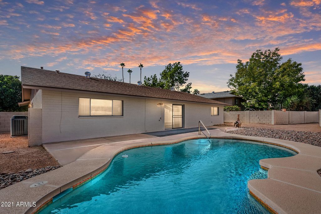 1348 E Fremont Dr, Tempe, AZ 85282