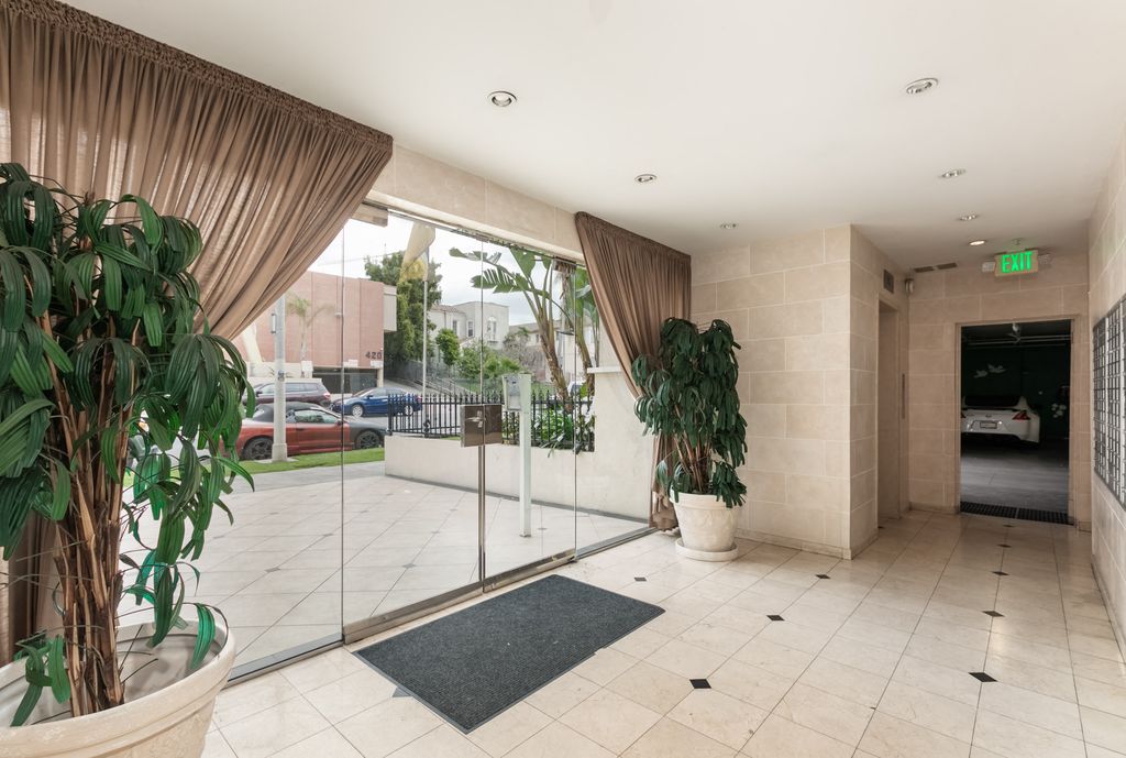 Wilshire Catalina Towers Los Angeles, CA Trulia