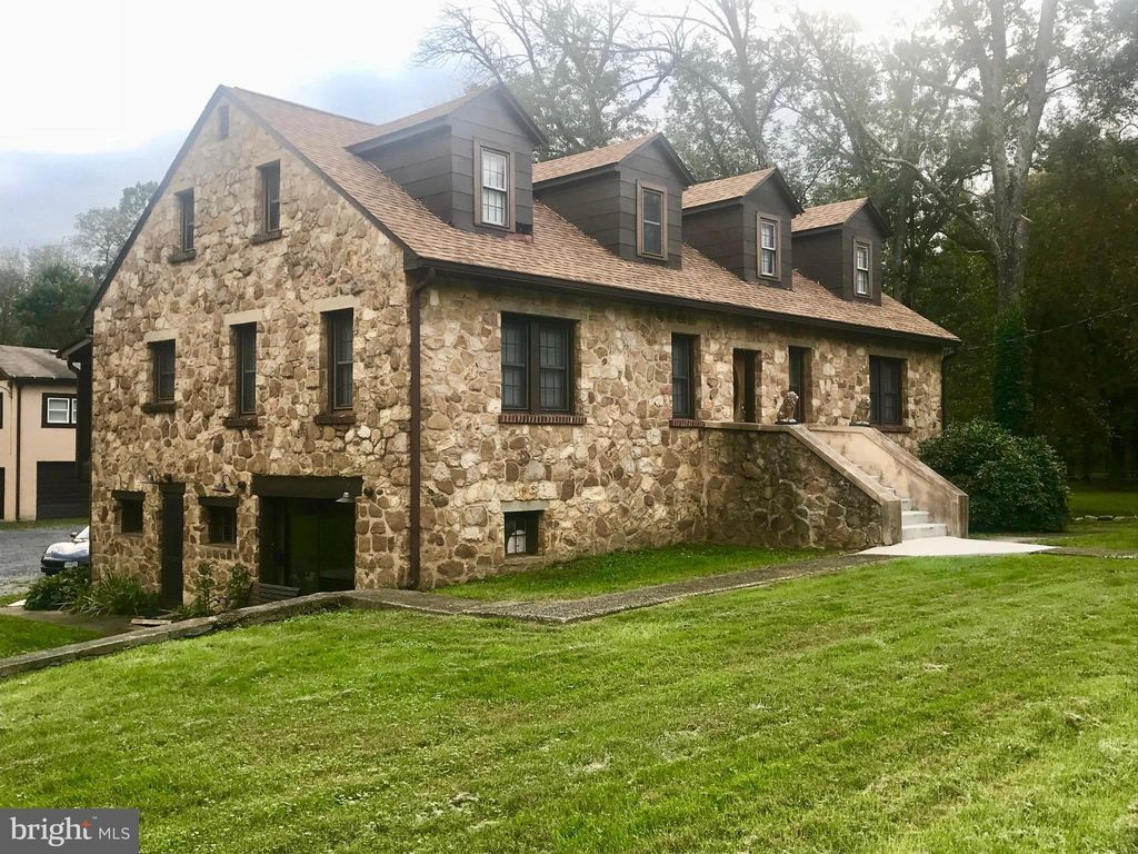 3593 Strasburg Rd, Strasburg, VA 5 Bed, 3 Bath SingleFamily Home