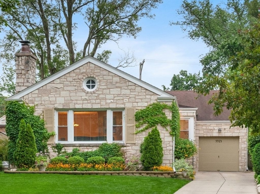 5923 N Knox Ave, Chicago, IL 60646
