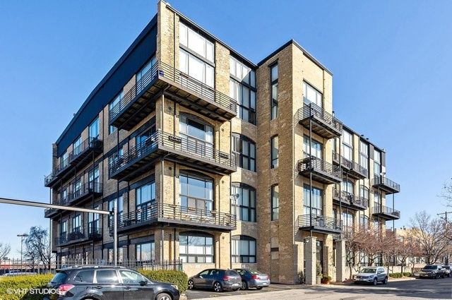 2614 N Clybourn Ave #309, Chicago, IL 60614