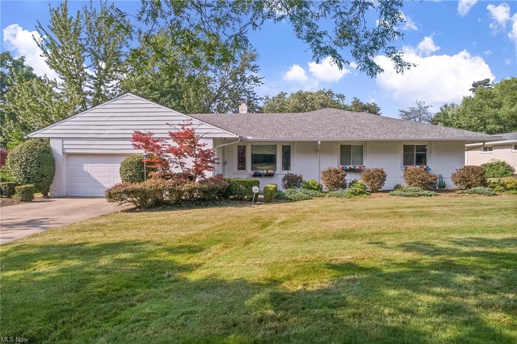 24635 Twickenham Dr, Beachwood, OH 44122