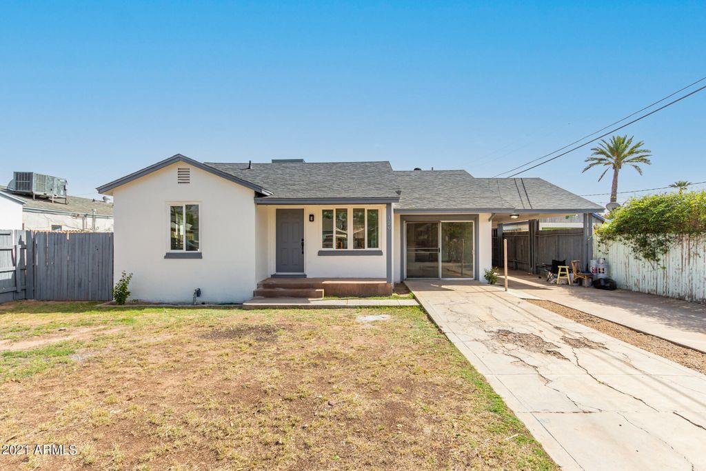 129 S Lebaron, Mesa, AZ 85210