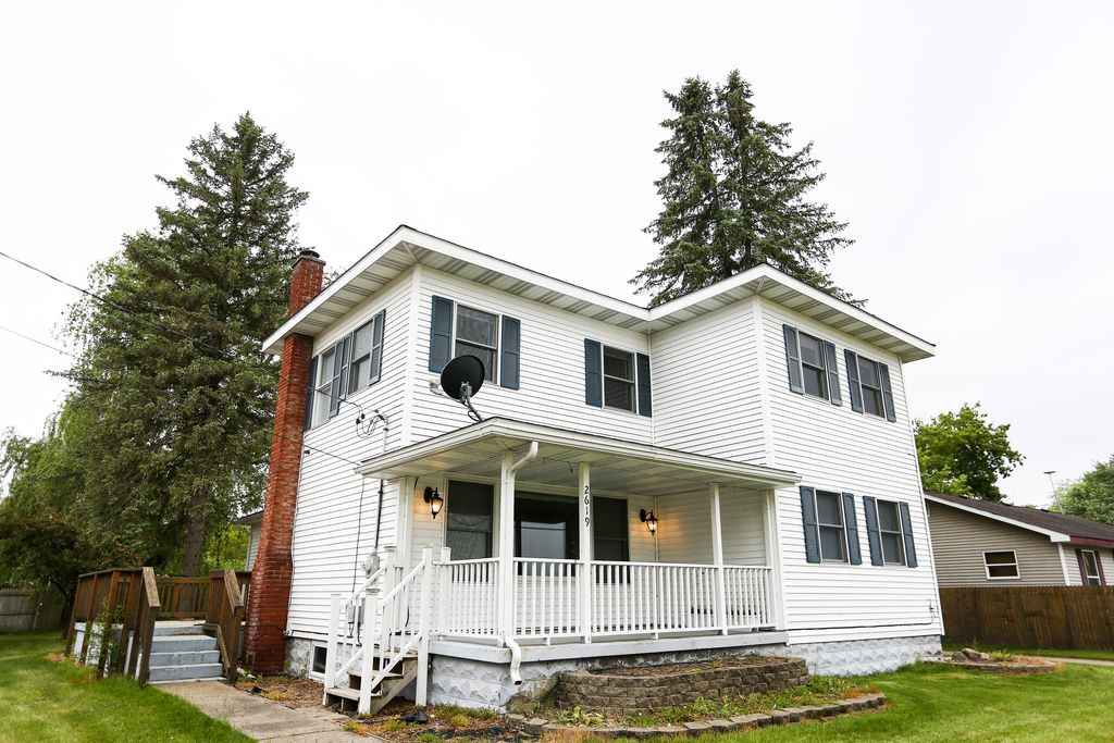 2619 W Long Lake Rd, Orleans, MI 48865 Trulia