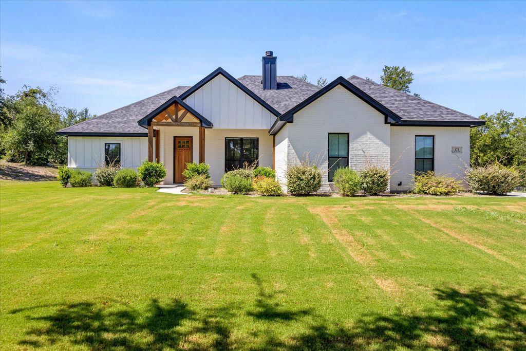 171 Ox Mill Creek Rd, Weatherford, TX 76087