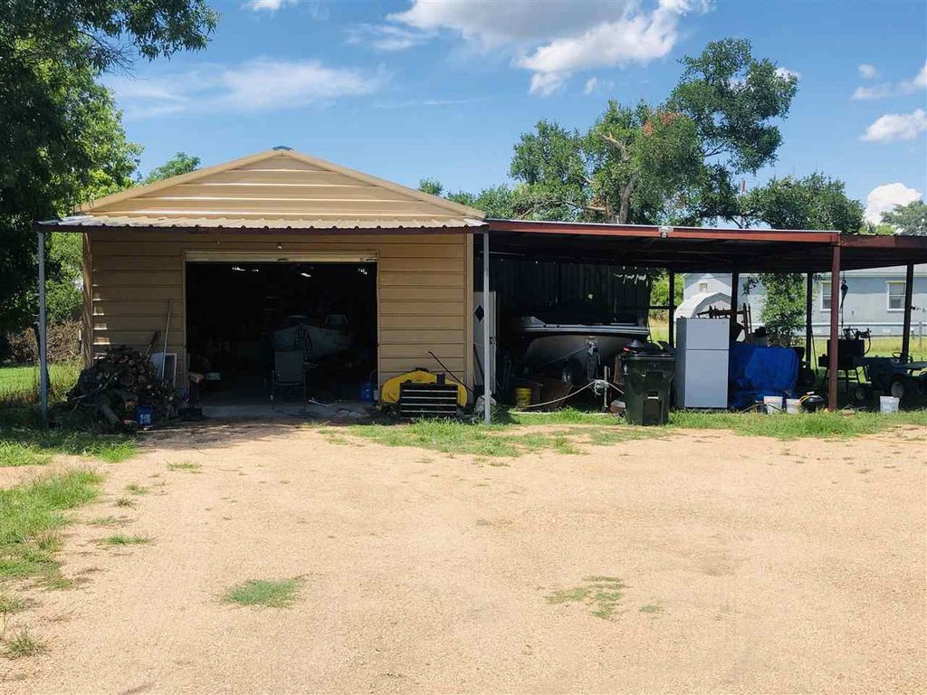 608 County Road 118B, TX 78611 Trulia