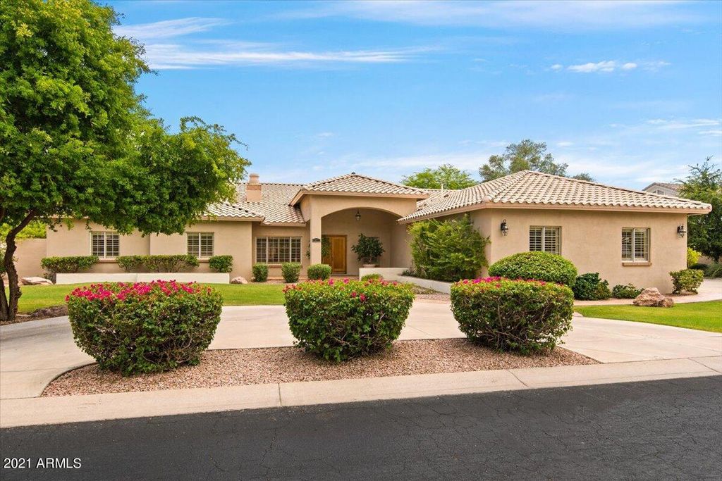 601 W San Marcos Dr, Chandler, AZ 85225