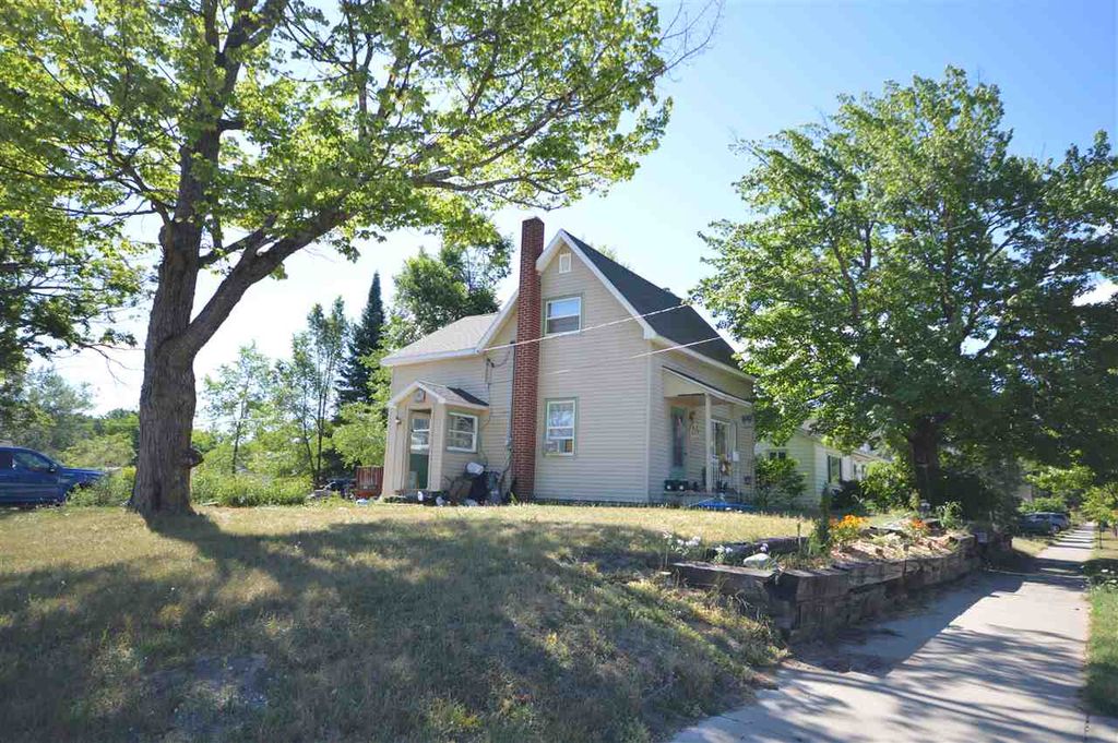 703 S Lake St, Boyne City, MI 49712 Trulia