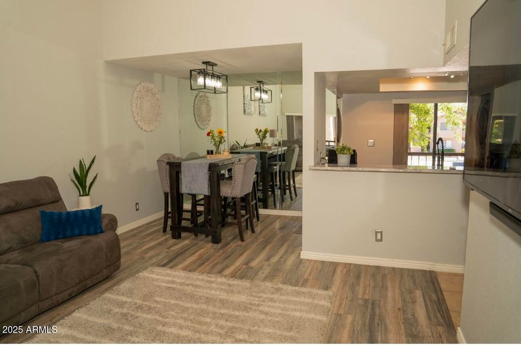 9450 N  94th Pl #205, Scottsdale, AZ 85258