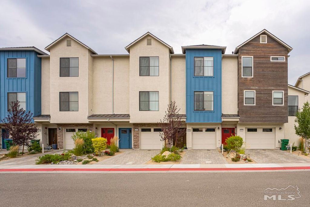 4945 Ciarra Kennedy Ln, Reno, NV 89503