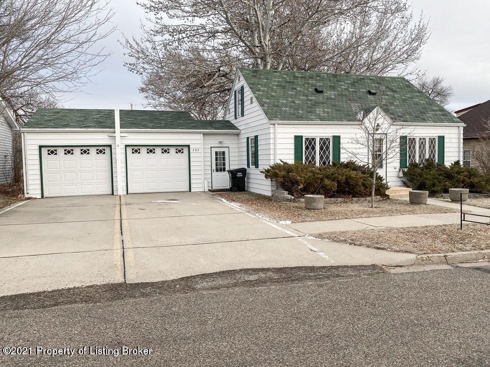 206 3rd St NE, Belfield, ND 58622 Trulia