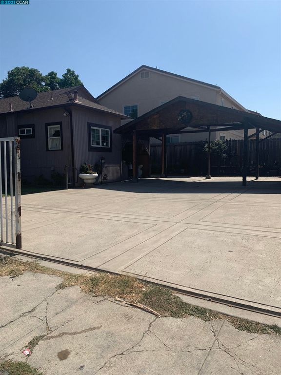 210 Central Ave, Pittsburg, CA 94565