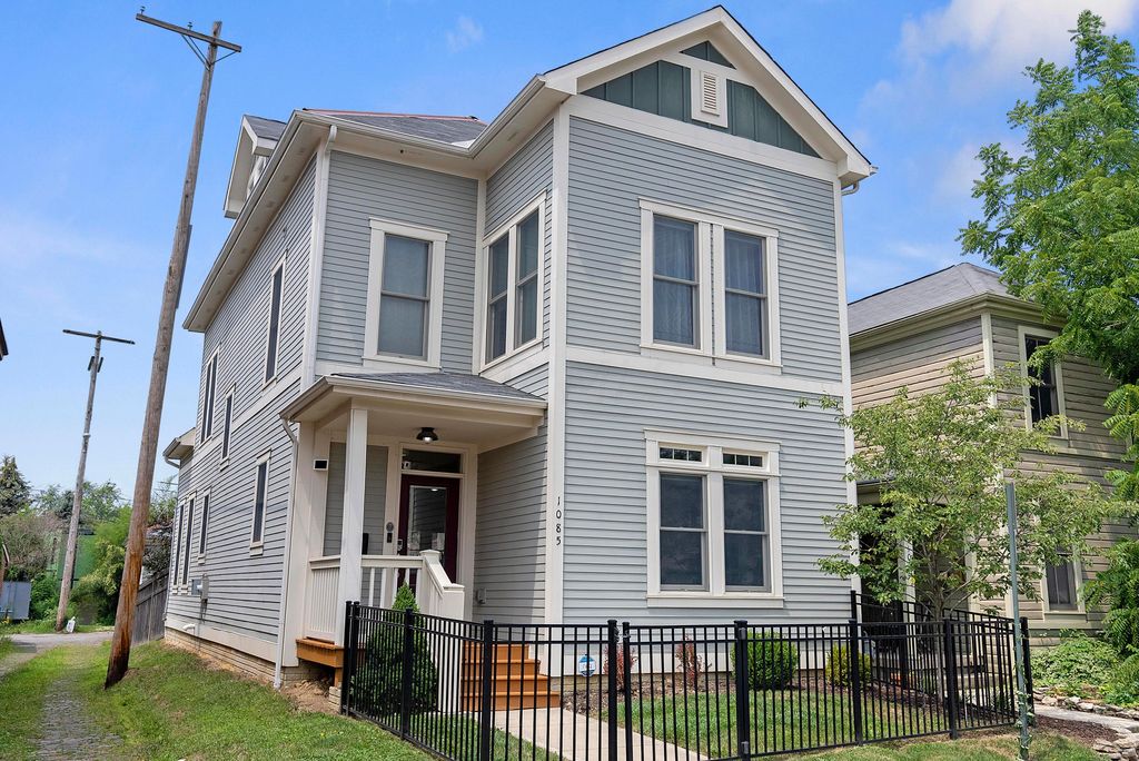1085 Summit St, Columbus, OH 43201