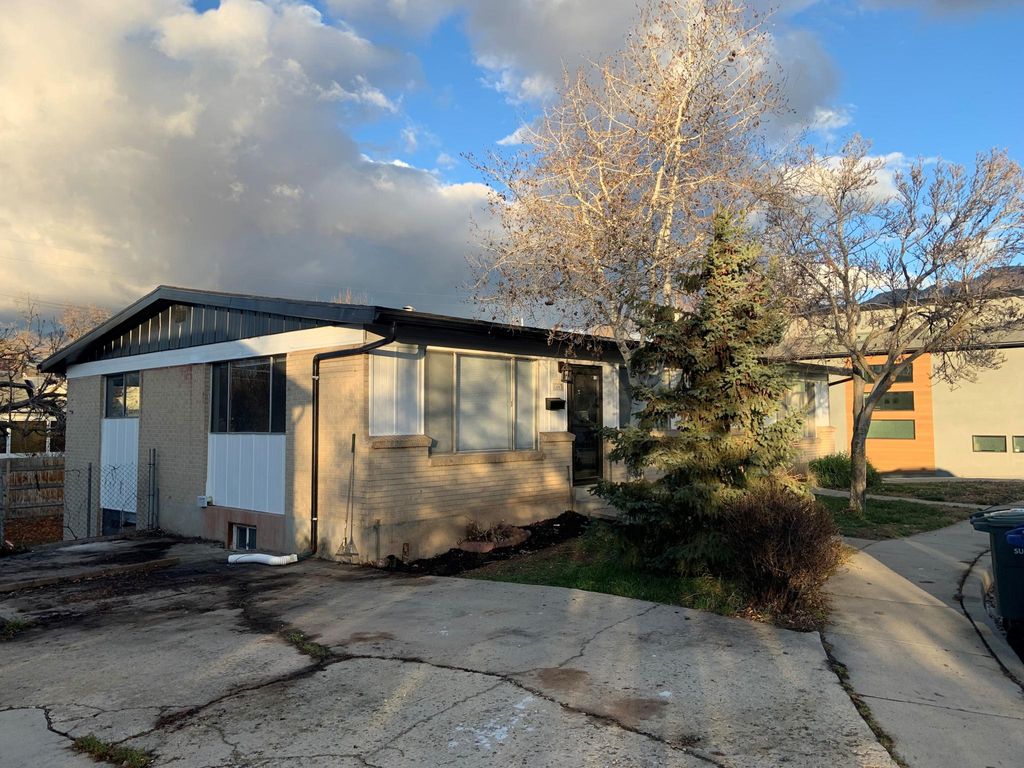 1663 E  Phebe Ln, Salt Lake City, UT 84108