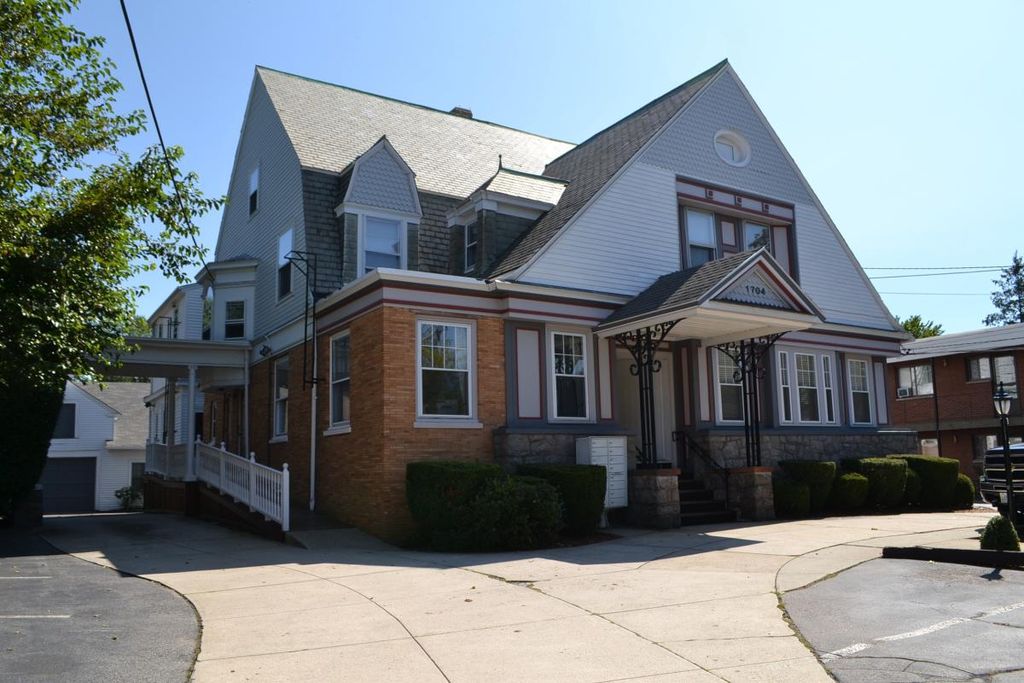 1704 Broad St 3, Cranston, RI 02905 Trulia