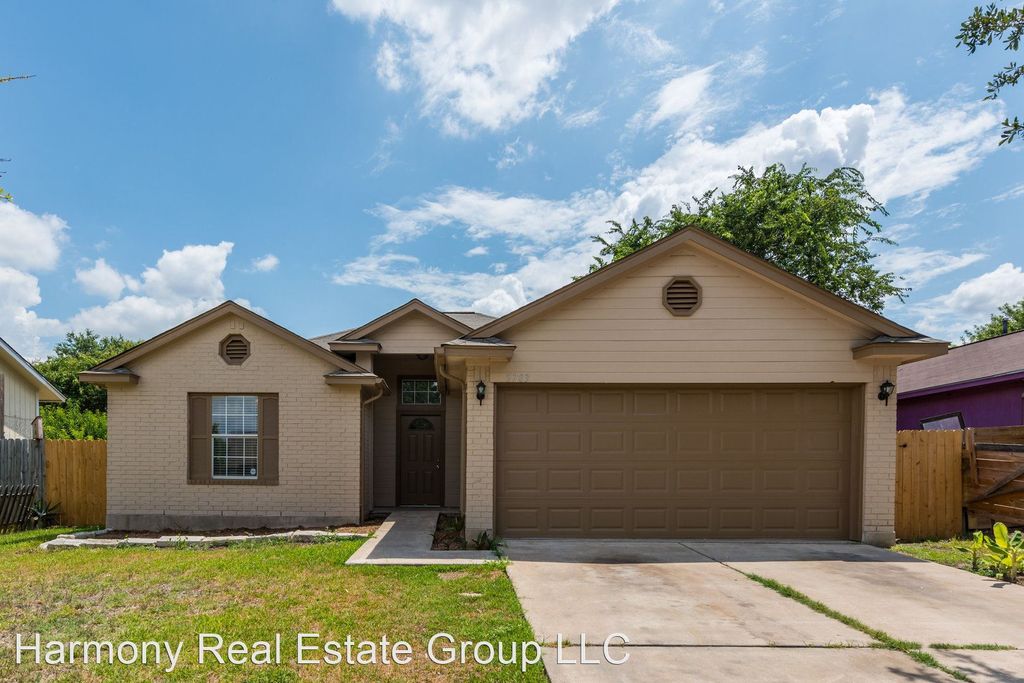 5703 Teri Rd, Austin, TX 78744
