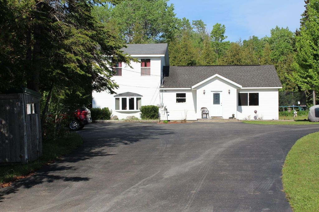 23022 US 23 S, Presque Isle, MI 4 Bed, 2 Bath SingleFamily Home 19