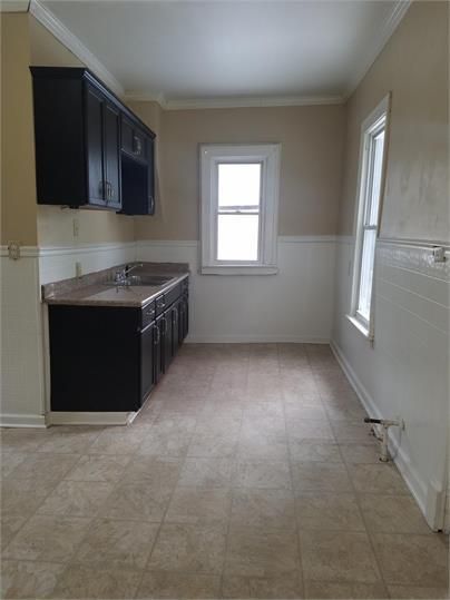 145 16th St #3, Buffalo, NY 14213