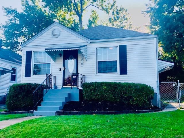 1319 San Jacinto Ct, Saint Louis, MO 63139