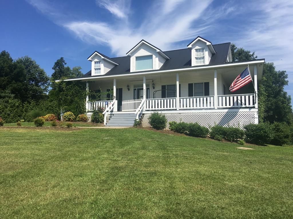 337 Lake Hill Rd, Rosedale, VA 3 Bed, 4 Bath SingleFamily Home 45