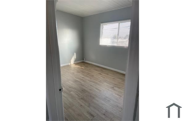 11720 S  Budlong Ave #6, Los Angeles, CA 90044
