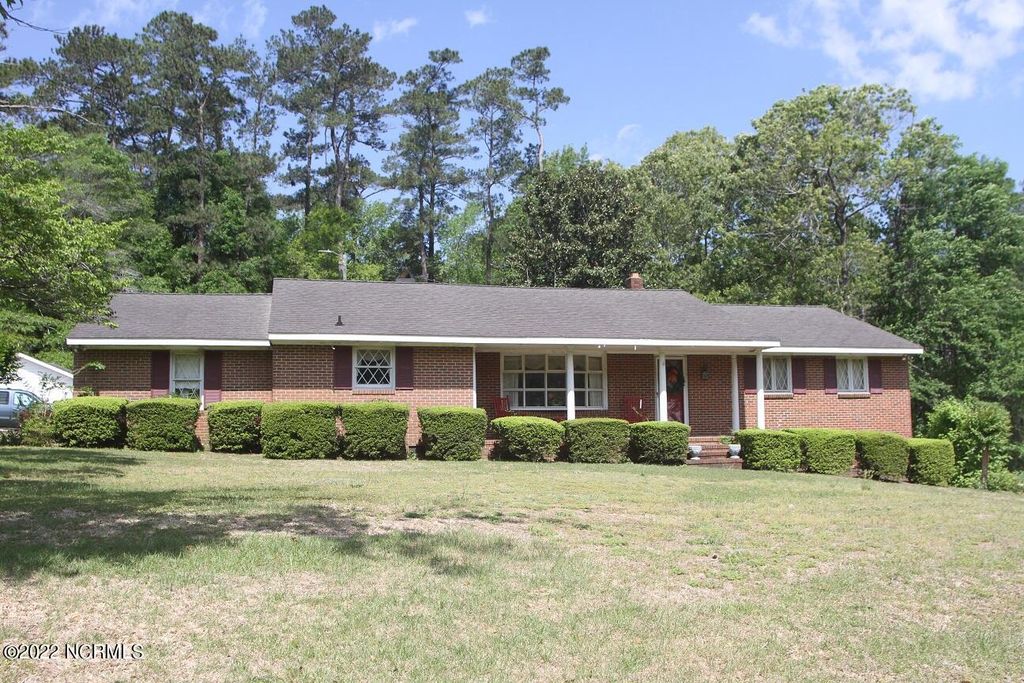 712 S Poplar Street, Elizabethtown, NC 28337 Trulia