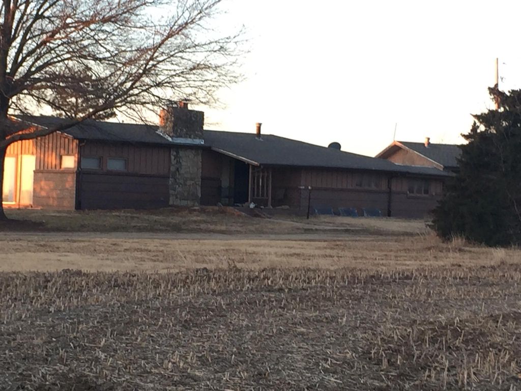 12321 SW 150th St, Augusta, KS 67010