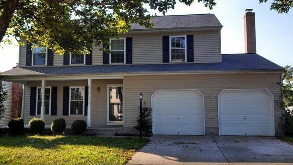 9 Moss View Ct, Catonsville, MD 21228