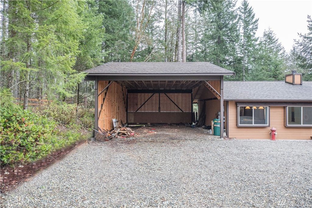 15588 Glenwood Rd SW, Port Orchard, WA 98367 3 Bed, 2 Bath MLS
