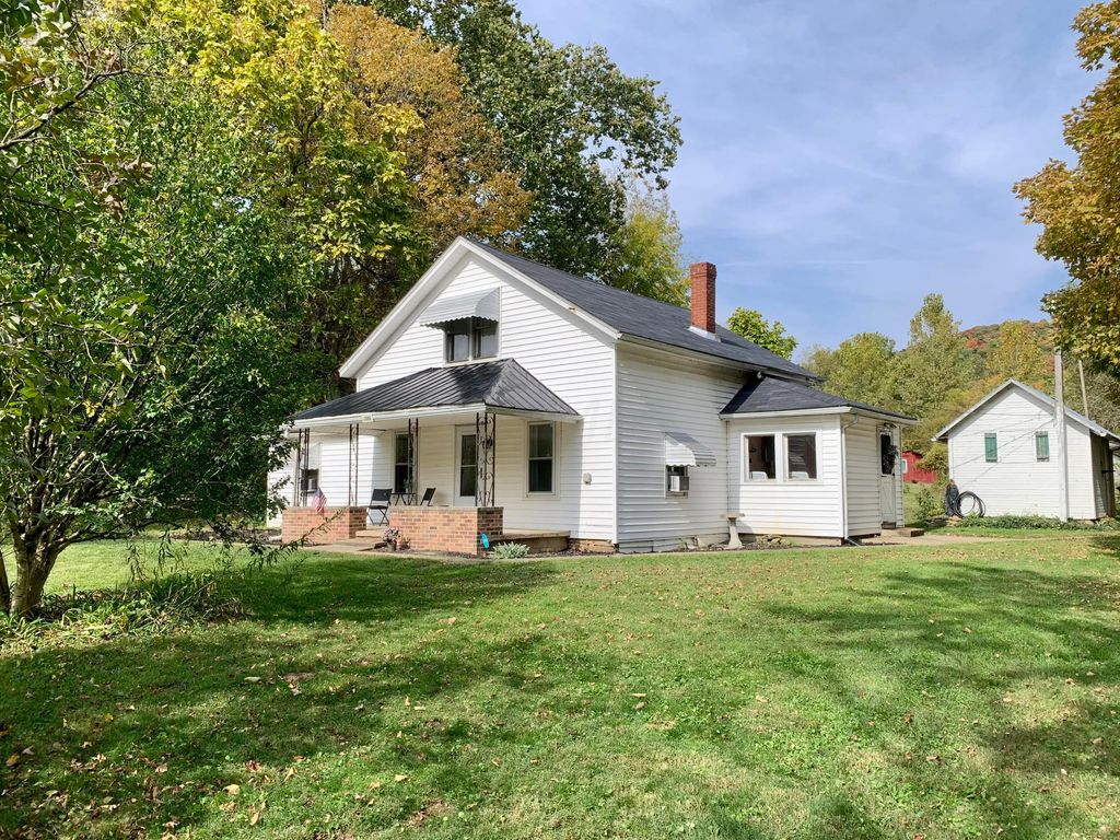 9086 State Route 41, Bainbridge, OH 3 Bed, 1 Bath SingleFamily Home