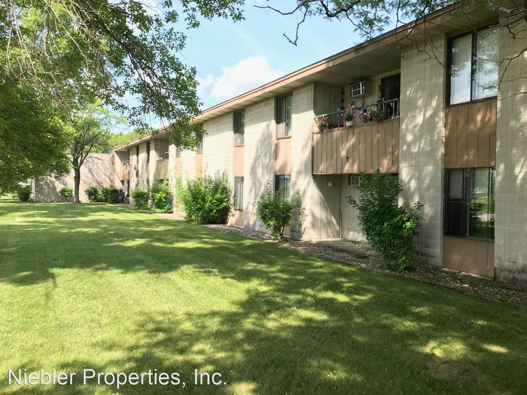 1700 Kelly St #5, Little Chute, WI 54140