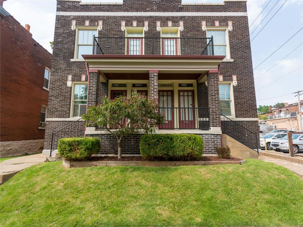 3623 Shenandoah Ave, Saint Louis, MO 63110