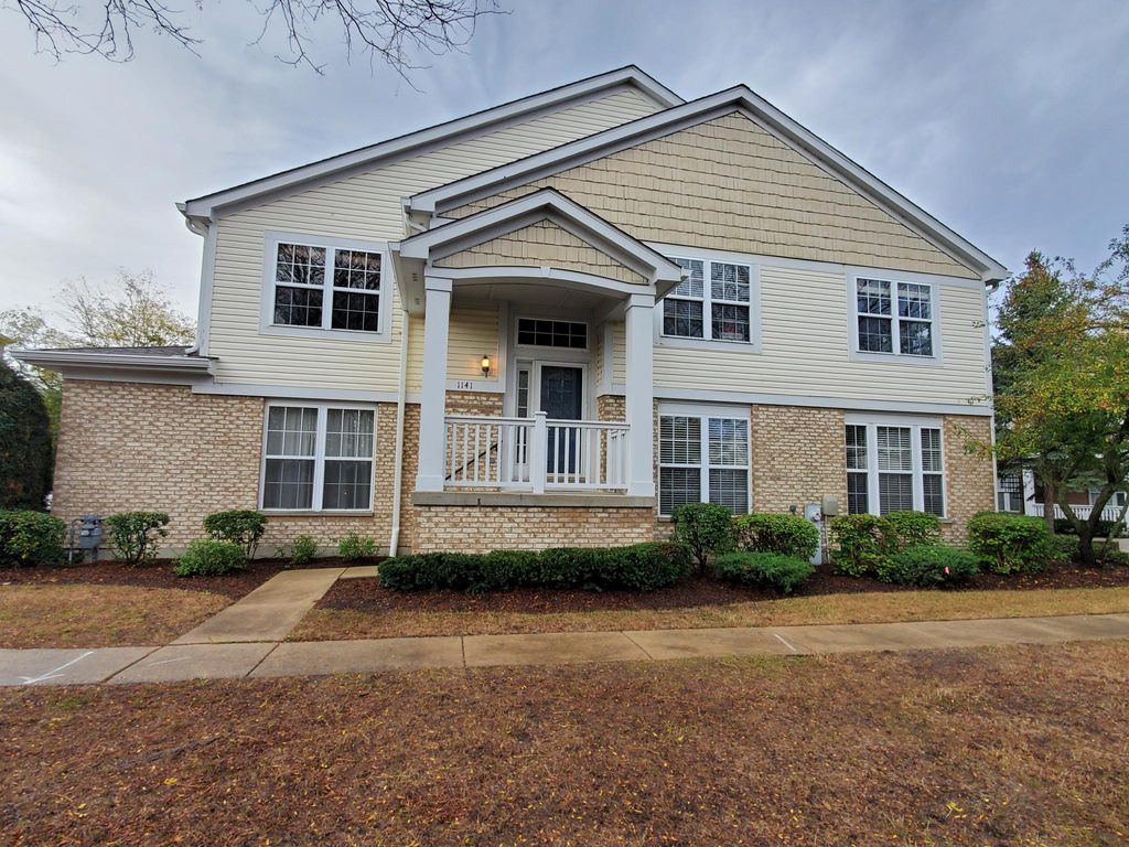 1141 Georgetown Way, Vernon Hills, IL 60061