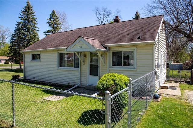 715 22nd St, Jackson, MI 49203