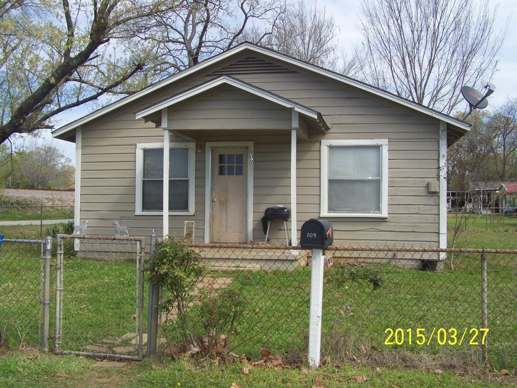 109 W Bradford St, Troup, TX 75789 Trulia