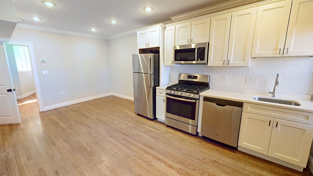 43 Sheridan St #B, Jamaica Plain, MA 02130