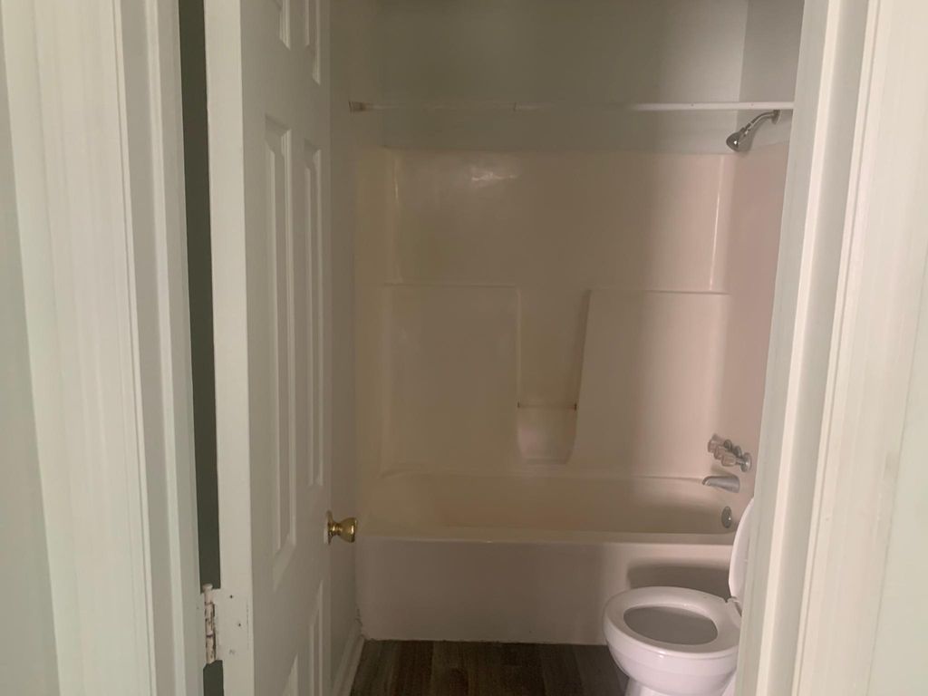 67 Factory St SW, Ludowici, GA 31316