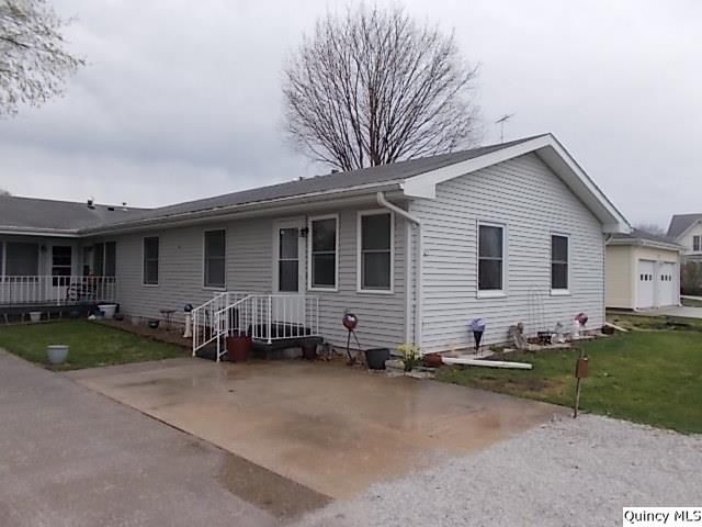 105 W 1st Ave #101, La Harpe, IL 61450