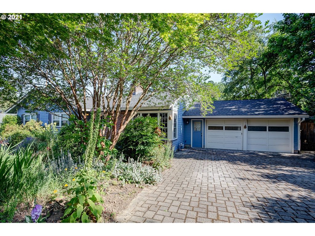 6775 SW Dover St, Portland, OR 97225