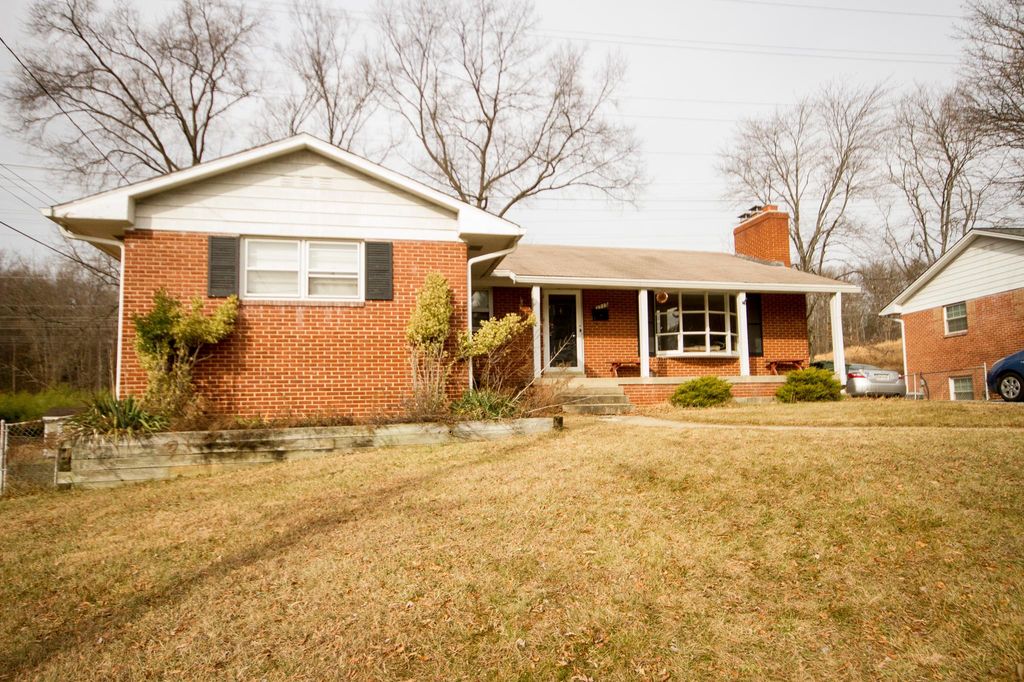 3715 Marlbrough Way, College Park, MD 20740