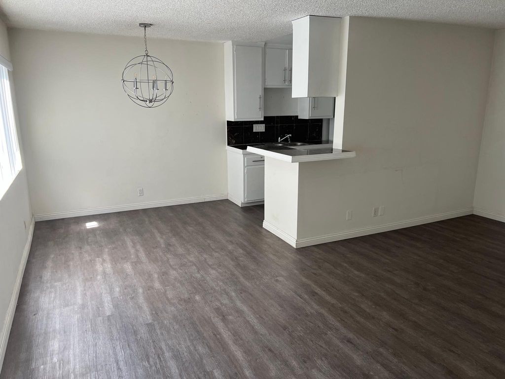4077 McLaughlin Ave #3, Los Angeles, CA 90066