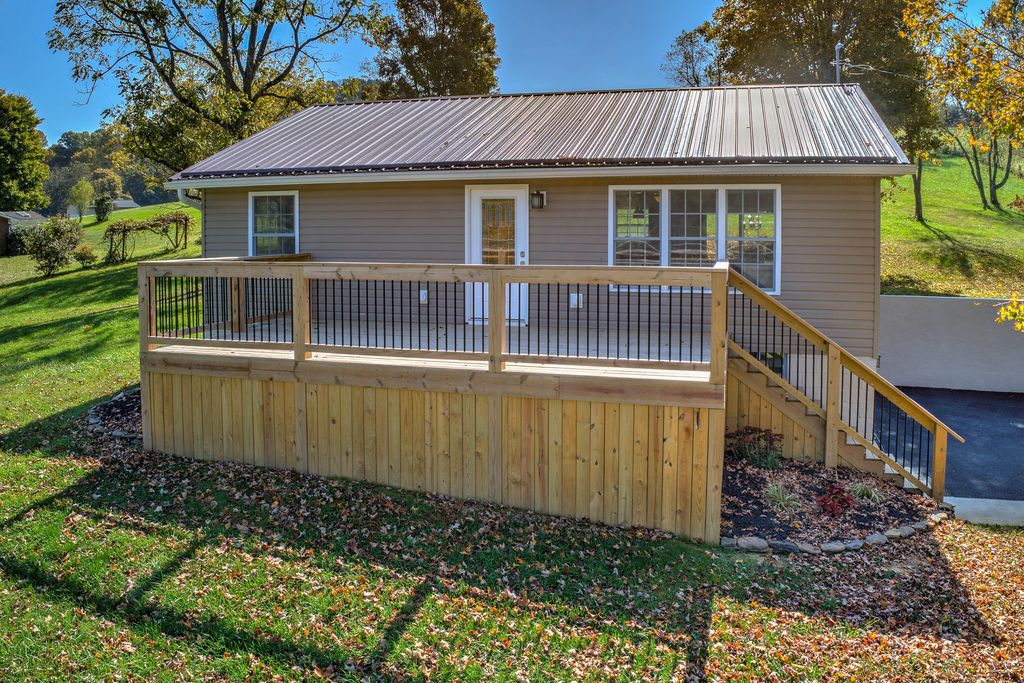 18433 Benhams Rd, Bristol, VA 24202 Trulia