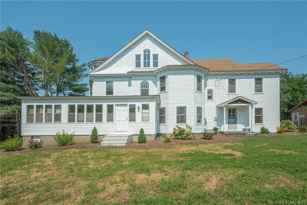 21 Bucks Hill Rd, Southbury, CT 06488