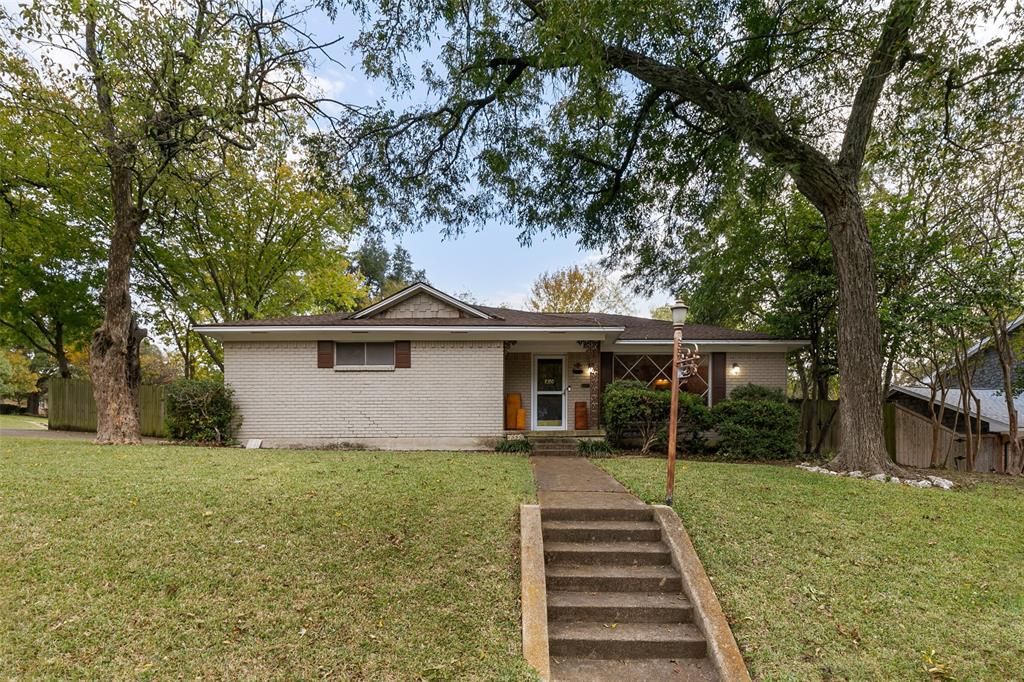 8350 Angier Way, Dallas, TX 75228