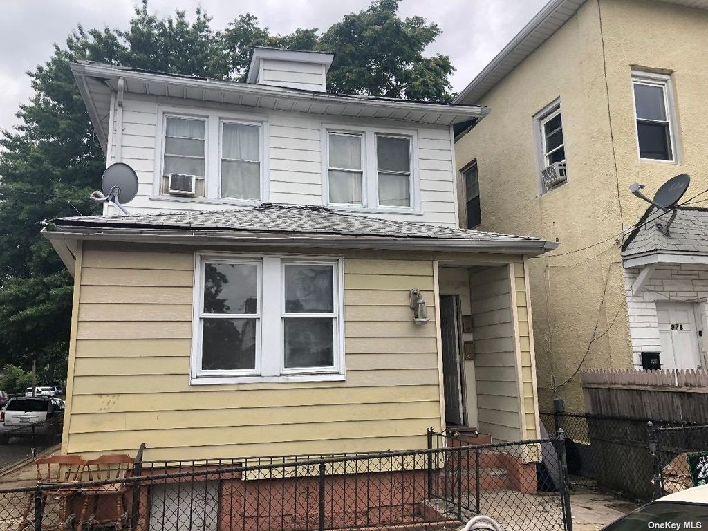 Find Two Family Homes For Sale In Elmont Queens designmagpie