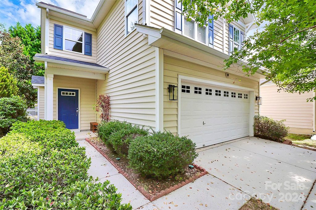 1001 Serel Dr, Matthews, NC 28104