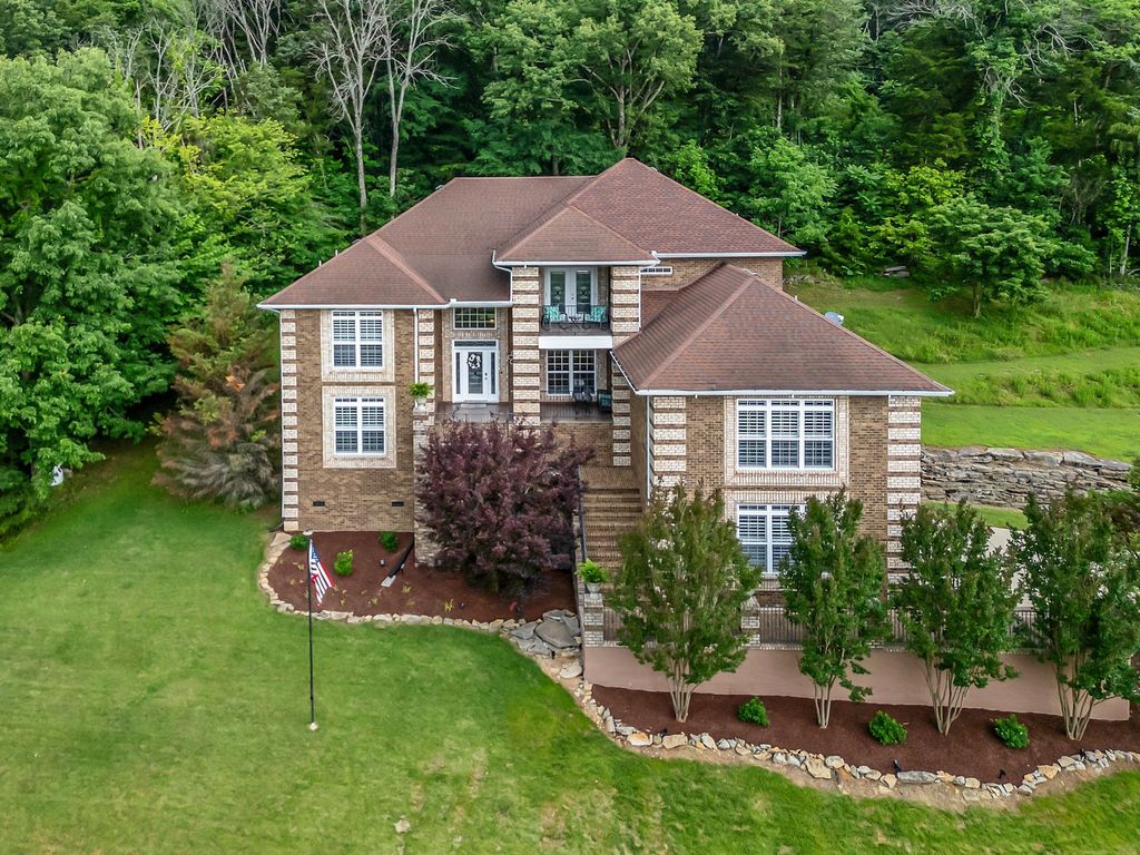 179 Lake Hollow Rd, Woodbury, TN 37190
