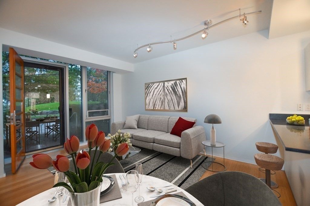 2 Earhart St #125, Cambridge, MA 02141