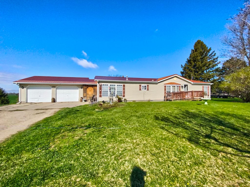 5709 N Wyman Rd, Edmore, MI Trulia