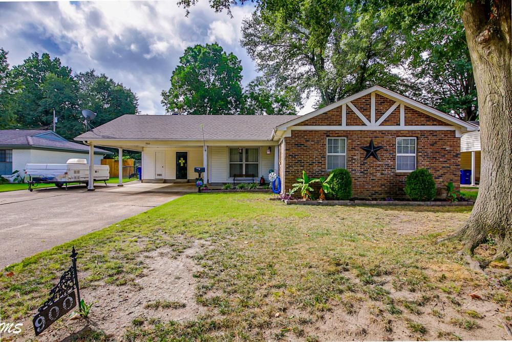 900 N Roselawn Dr, West Memphis, AR 72301